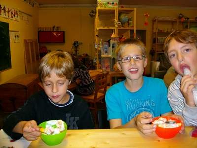 Jung&rsquo;s essen Grießbrei